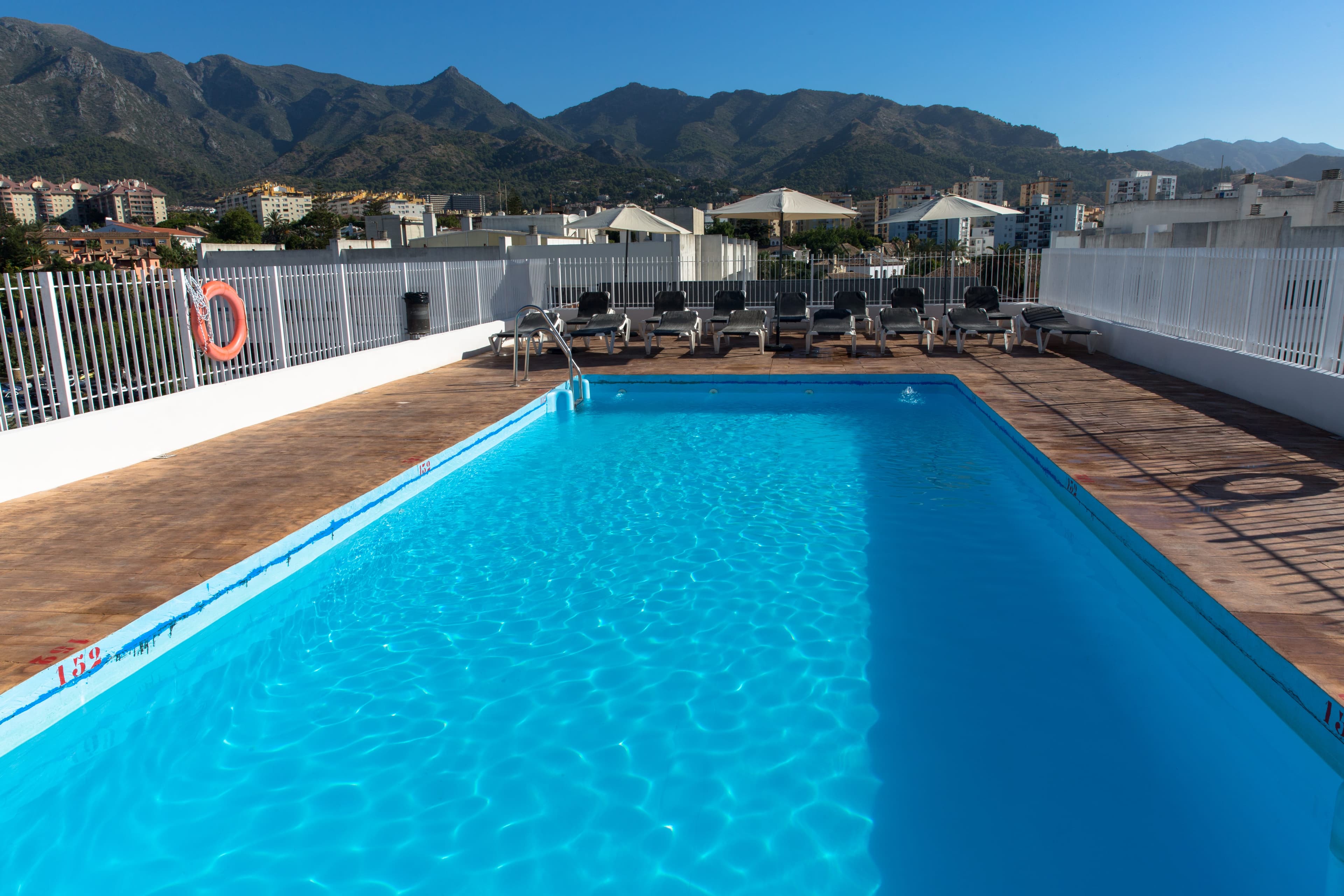 Aparthotel Ona Marbella Inn — Marbella