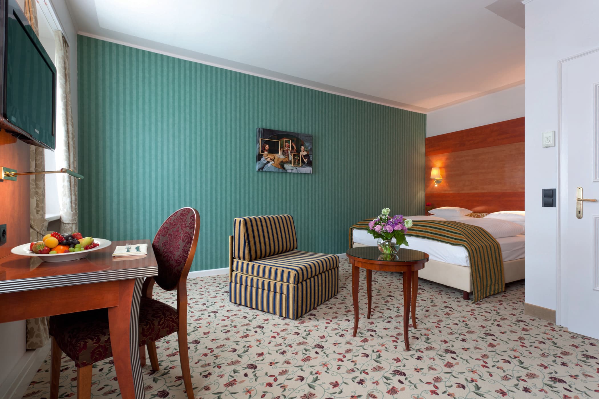 Mercure Grand Hotel Biedermeier Wien — Vienna