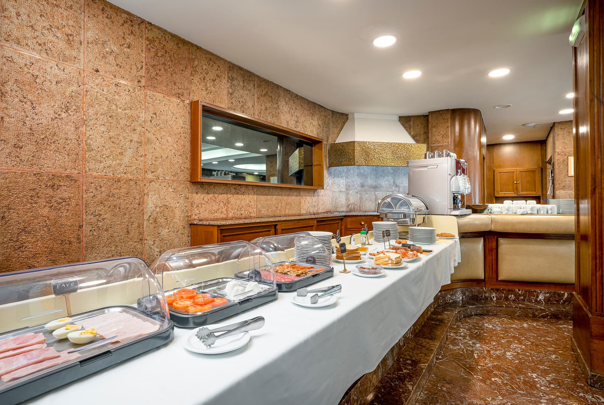Hotel Hernan Cortes — Gijon