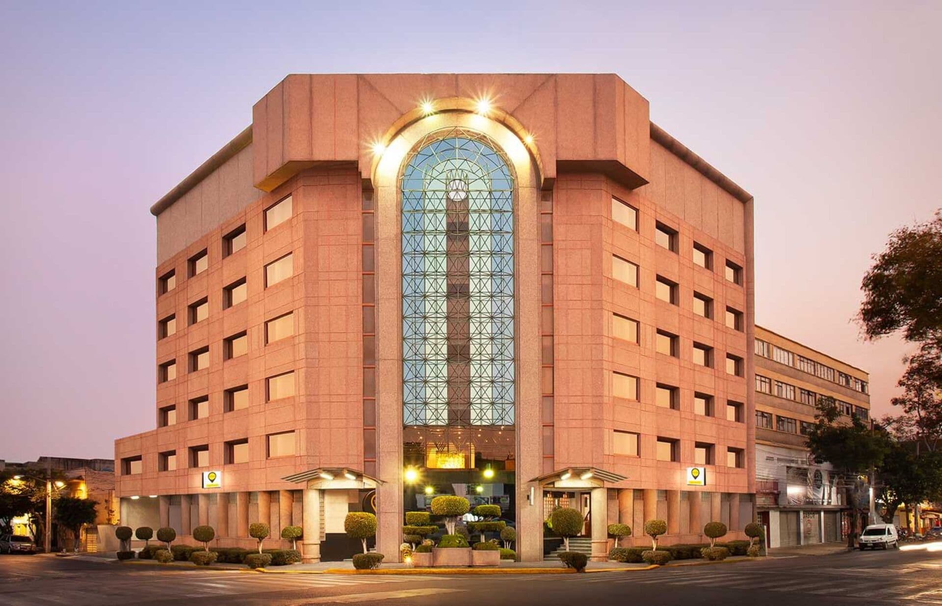 Hotel Escala Siglo XXI — Mexico City