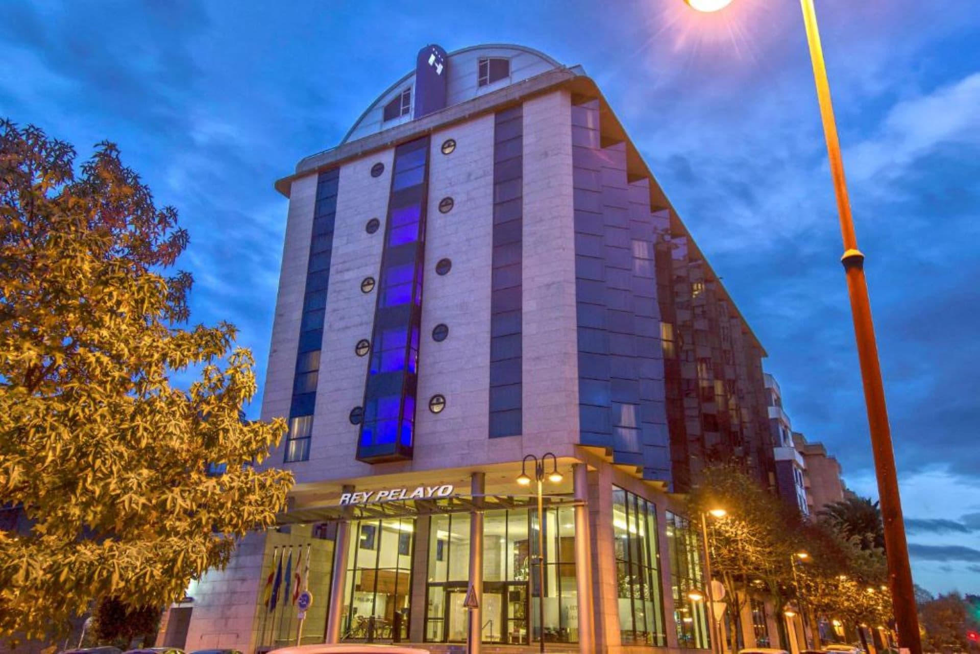 Hotel Zentral Gijón Rey Pelayo — Gijon