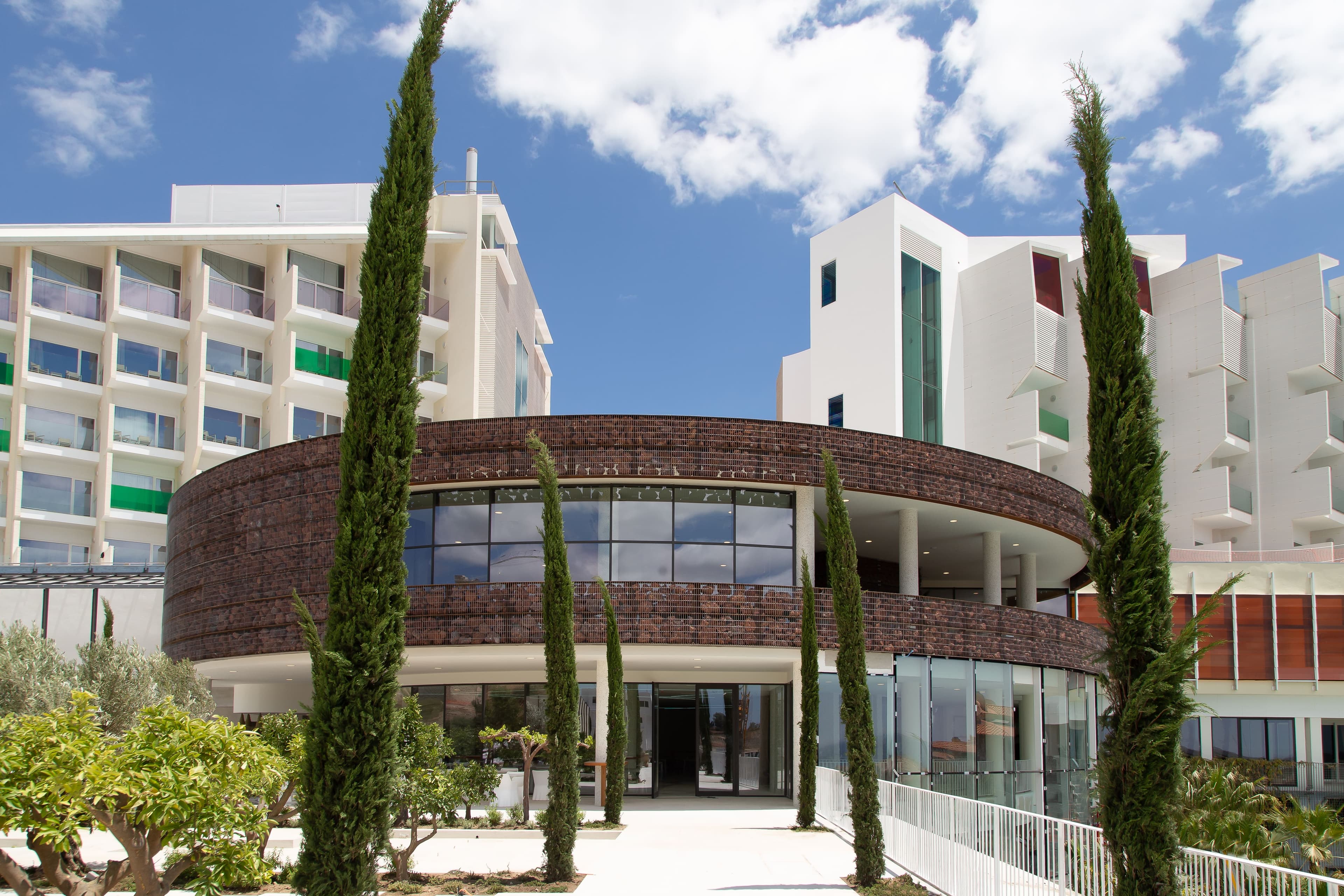 Higuerón Hotel Málaga, Curio Collection by Hilton — Fuengirola