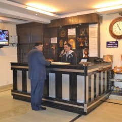 Hotel Apple Villa — Delhi