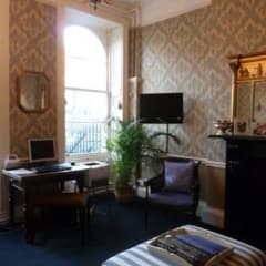 Crescent Hotel — London