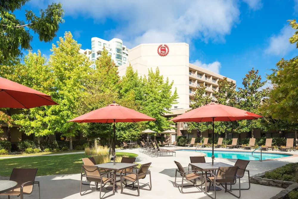 Sheraton Vancouver Airport Hotel — Vancouver