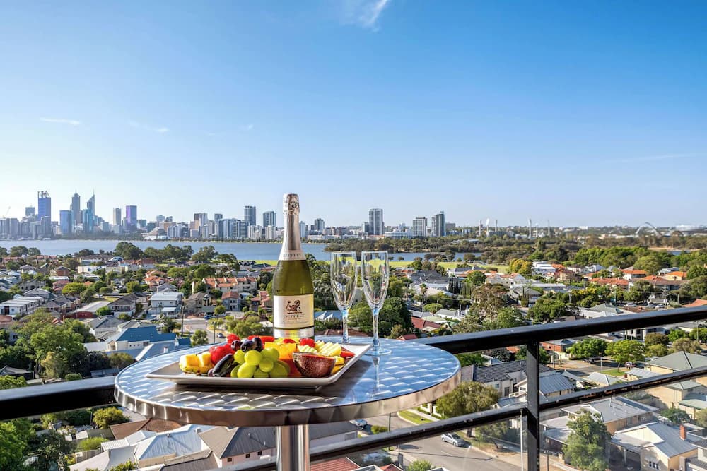 Metro Hotel Perth — Perth