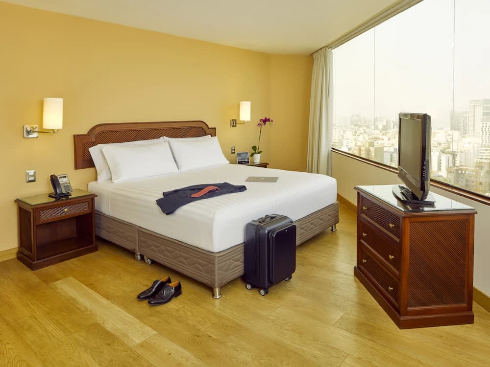 Hotel Estelar Miraflores — Lima