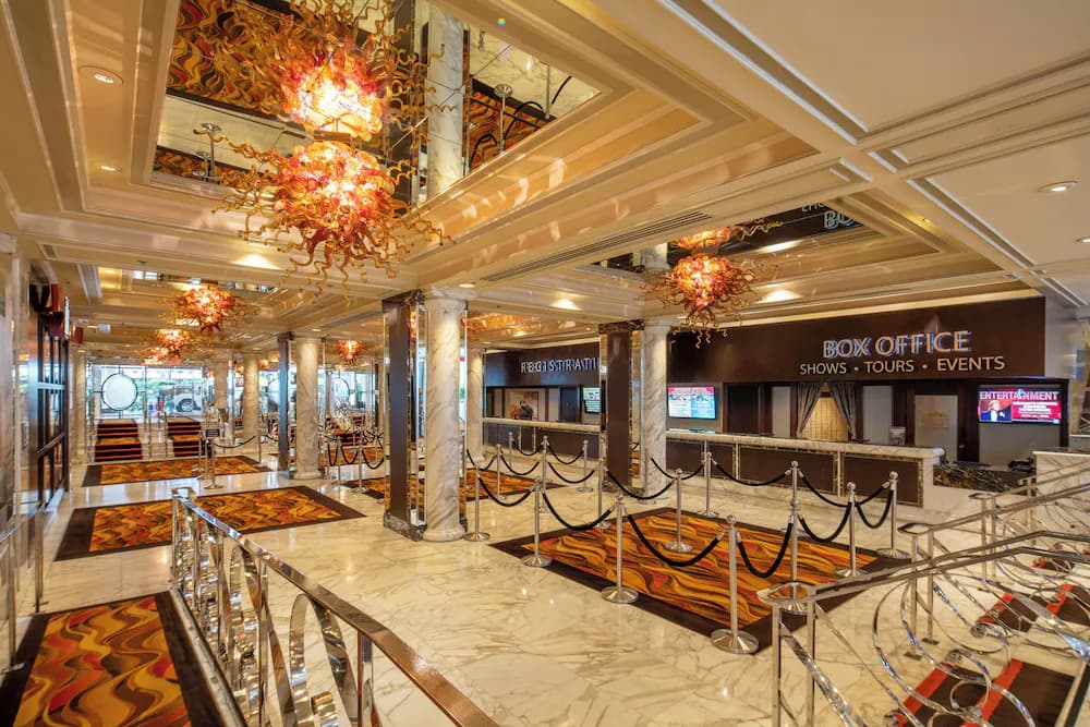 Golden Nugget Hotel & Casino Las Vegas — Las Vegas