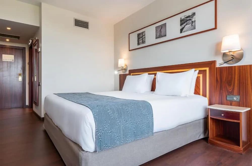 Hotel Eurostars Ciudad De La Coruña — A Coruna