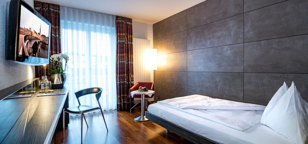Hotel Sternen Oerlikon — Zurich