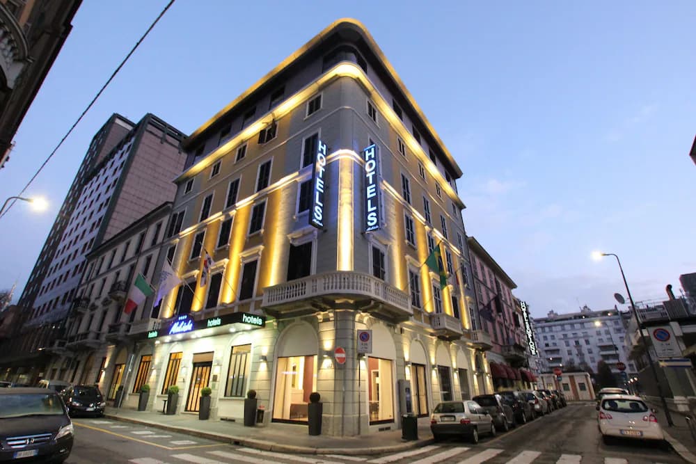 Baviera Mokinba Hotels — Milan