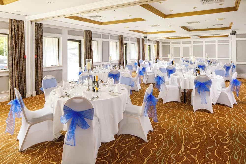 Mercure Livingston Hotel — Edinburgh