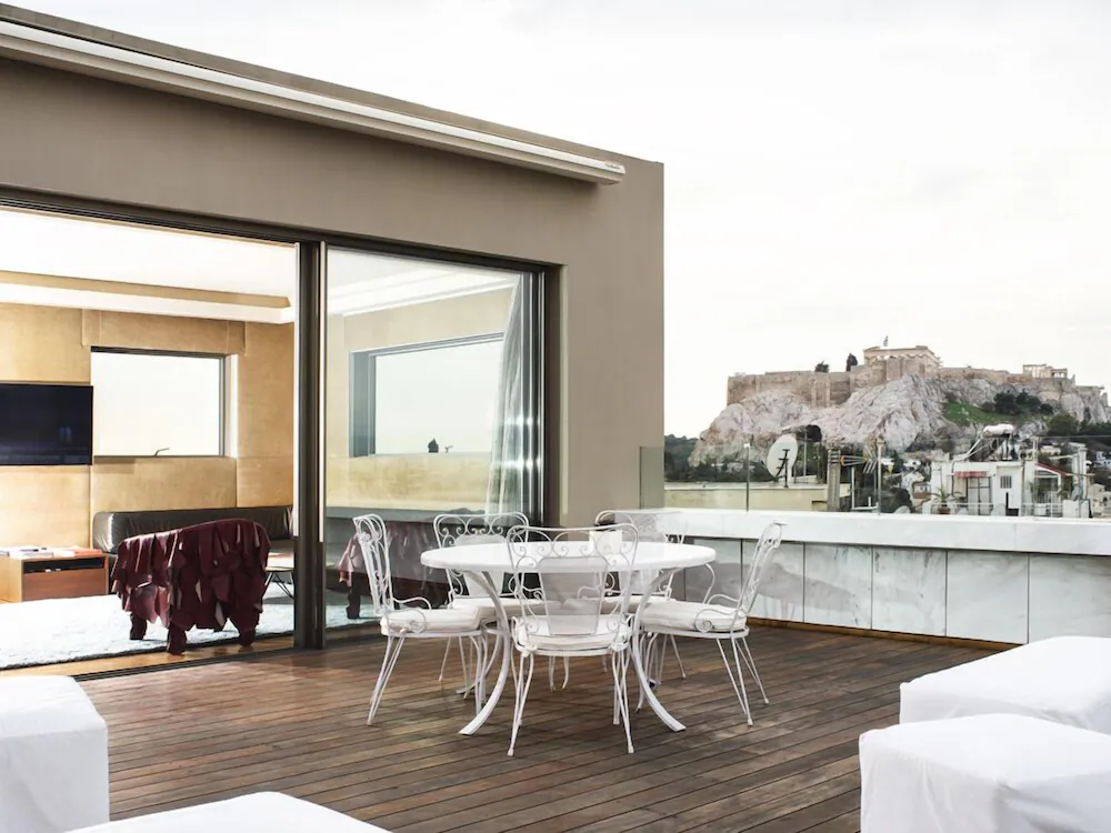 NEW Hotel — Athens