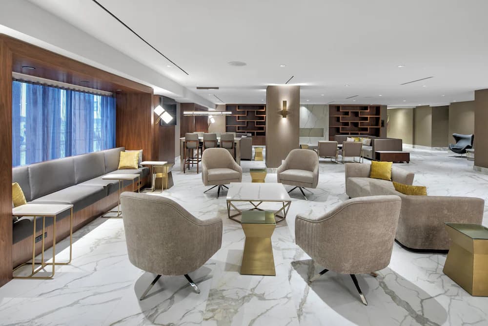 Crowne Plaza Toronto Airport — Toronto