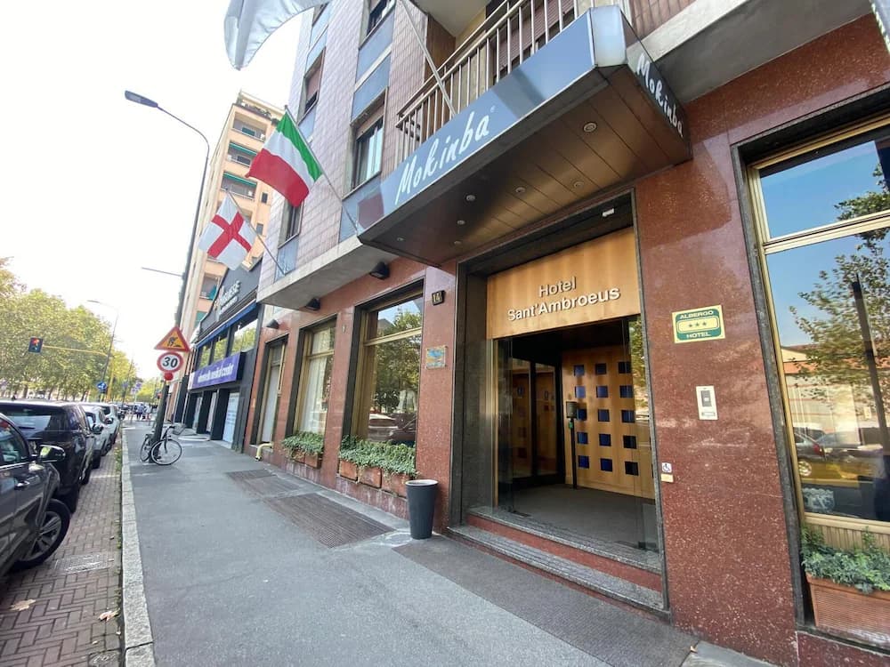 Sant'Ambroeus Hotel — Milan