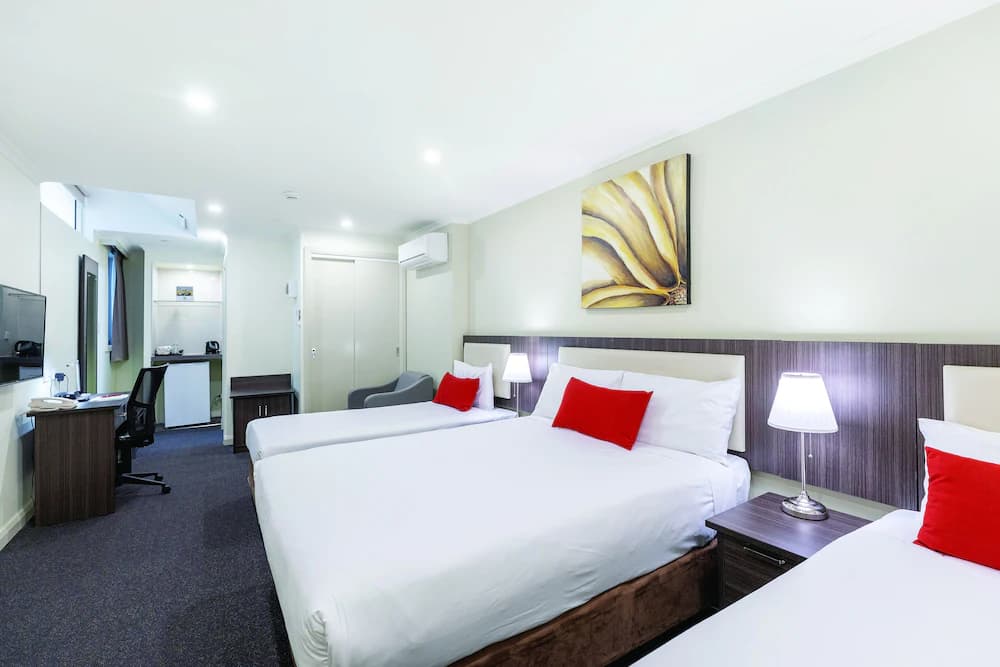 ibis Styles Kingsgate Hotel — Melbourne