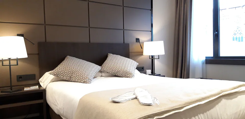 Hotel Palacio Valderrábanos — Avila