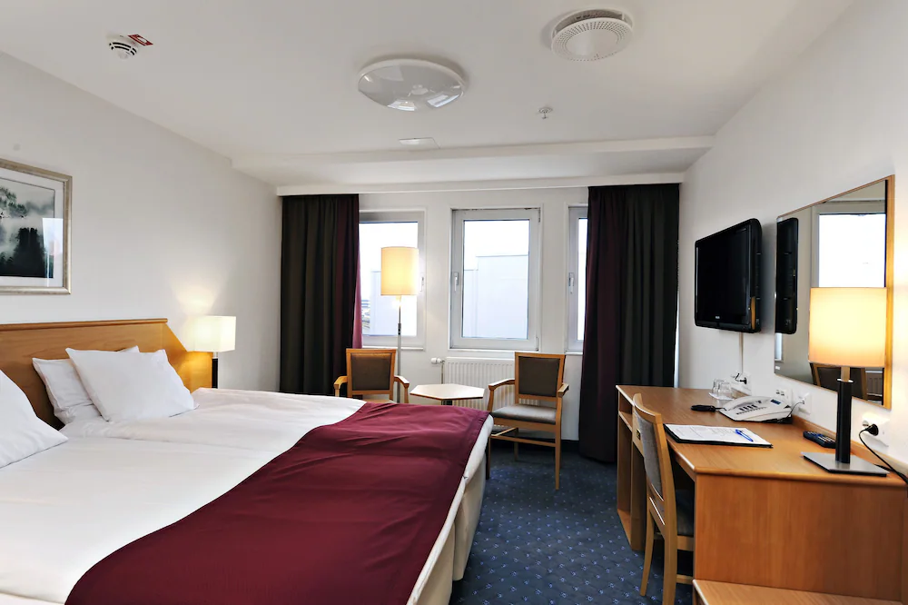 2Home Stockholm South — Stockholm