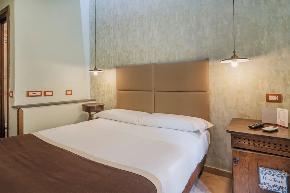 Hotel Il Convento — Naples
