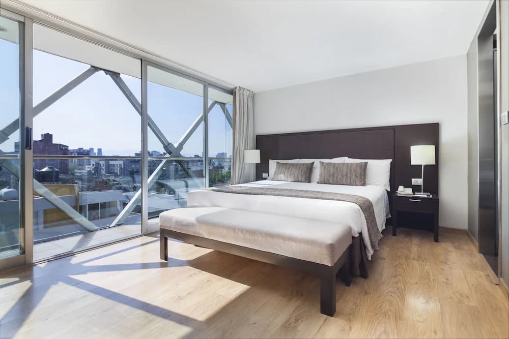 Exe Suites Reforma — Mexico City