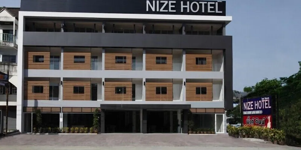 Nize Hotel Phuket Town — Phuket