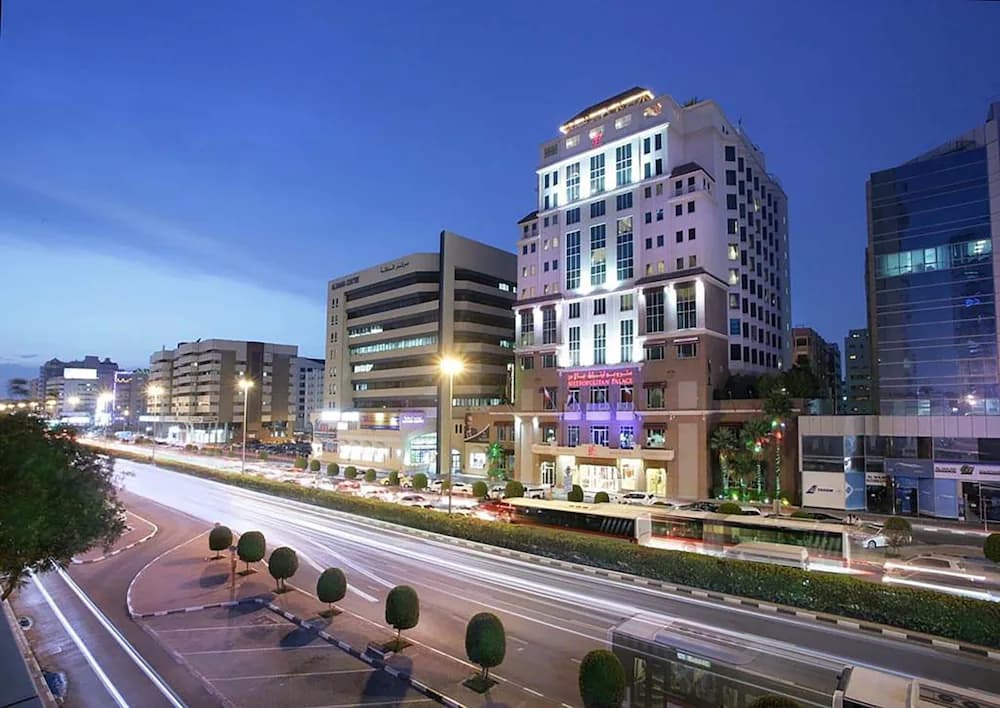 Knight Castle Hotel — Dubai