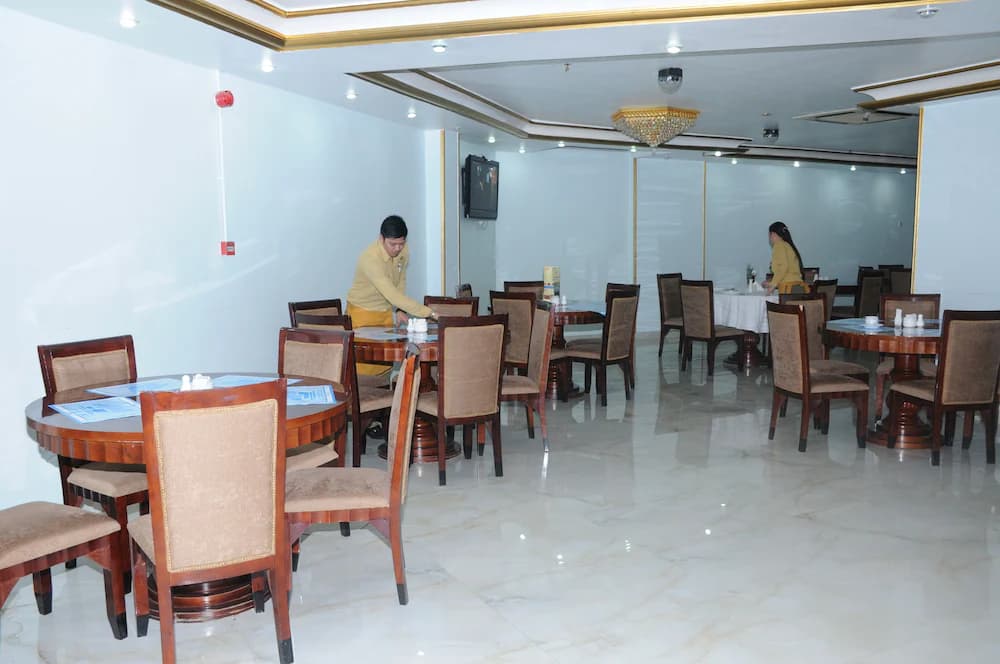Continental Farwaniya — Riggai