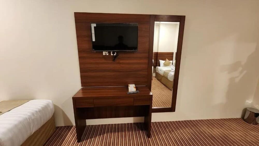 Abraj Almisk Hotel — Mecca
