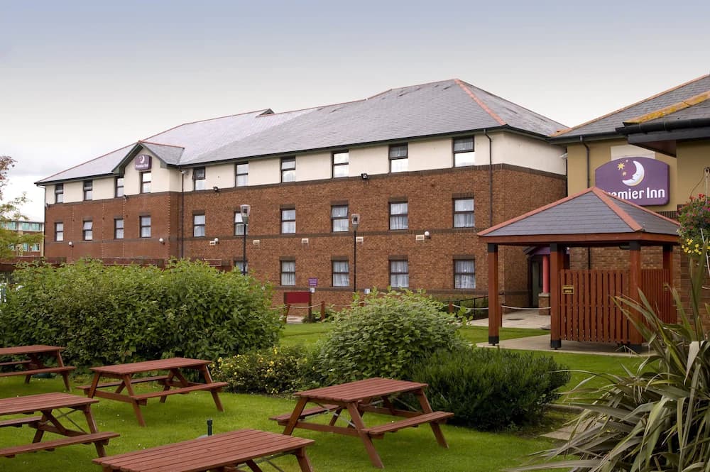 Premier Inn Livingston M8 Jct3 — Edinburgh