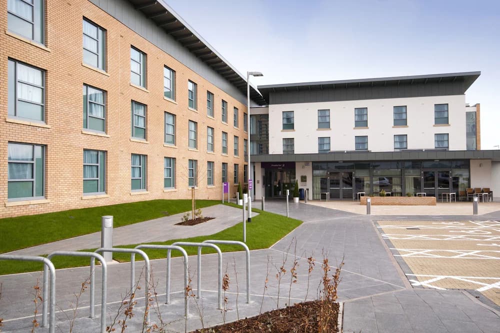 Premier Inn Edinburgh Airport Newbridge — Edinburgh