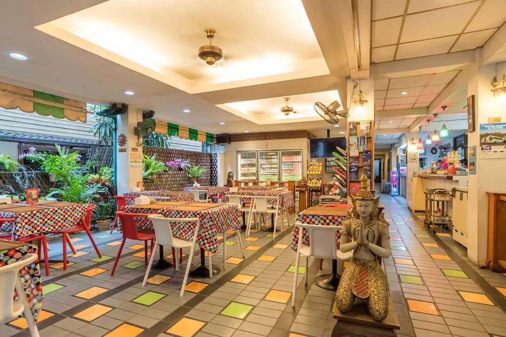 New Siam Guest House — Bangkok