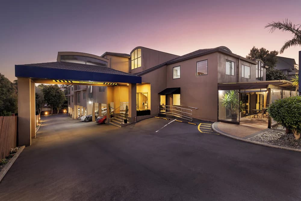 Greenlane Suites — Auckland