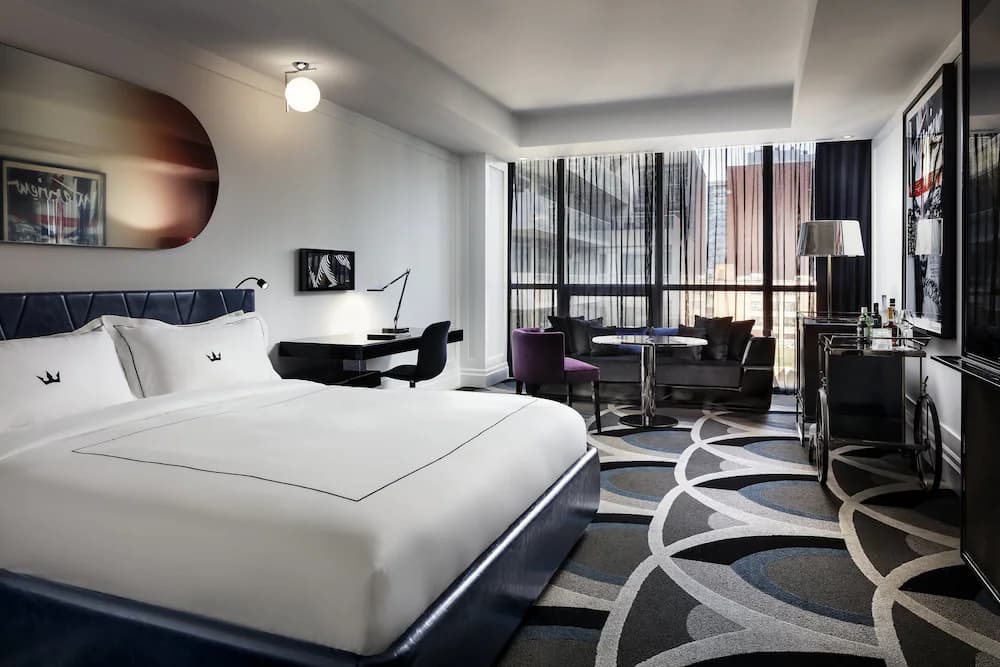 Bisha Hotel Toronto — Toronto