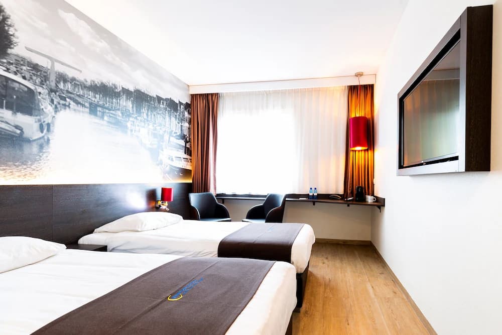 Bastion Hotel Brielle Europoort — Brielle