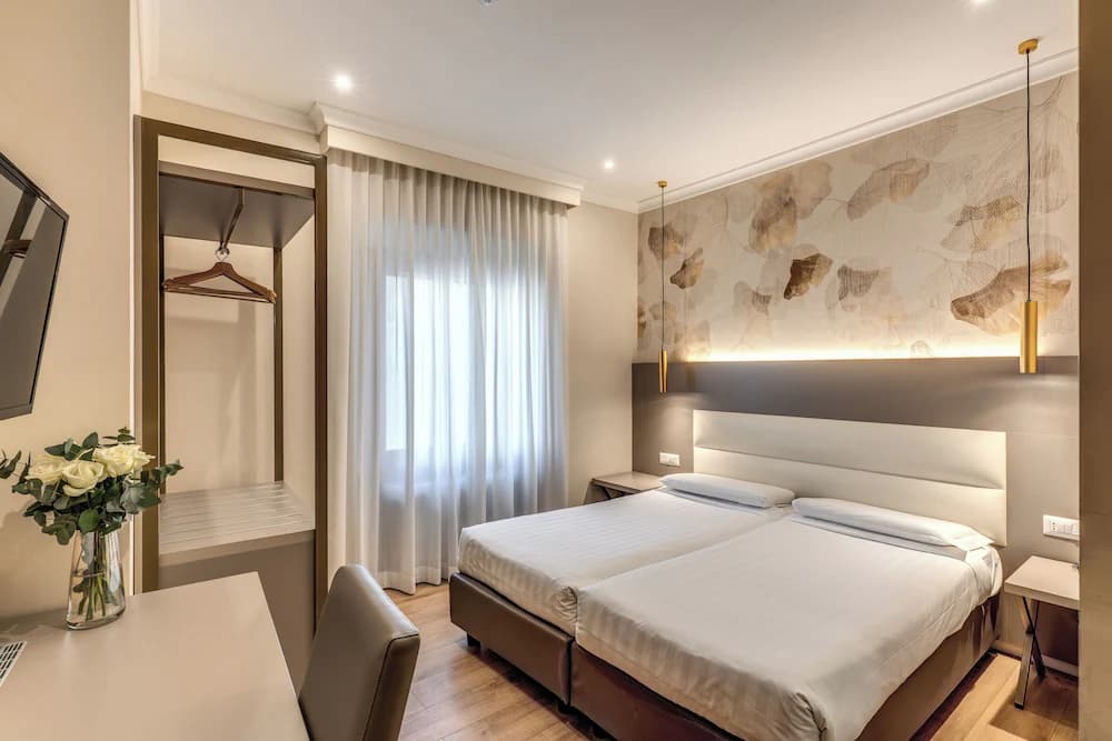 Hotel Flower Garden — Rome