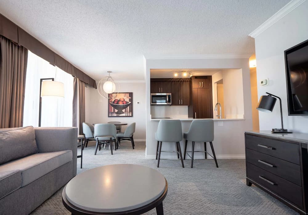 La Grande Residence Vancouver at The Sutton Place Hotel — Vancouver