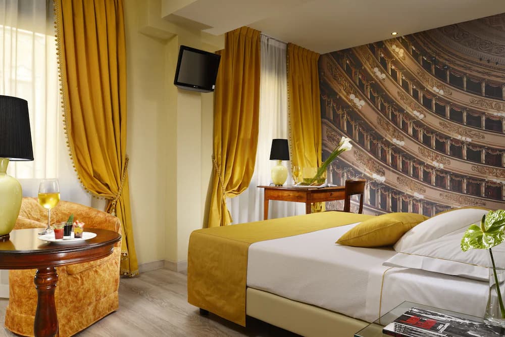 Hotel Pierre Milano — Milan