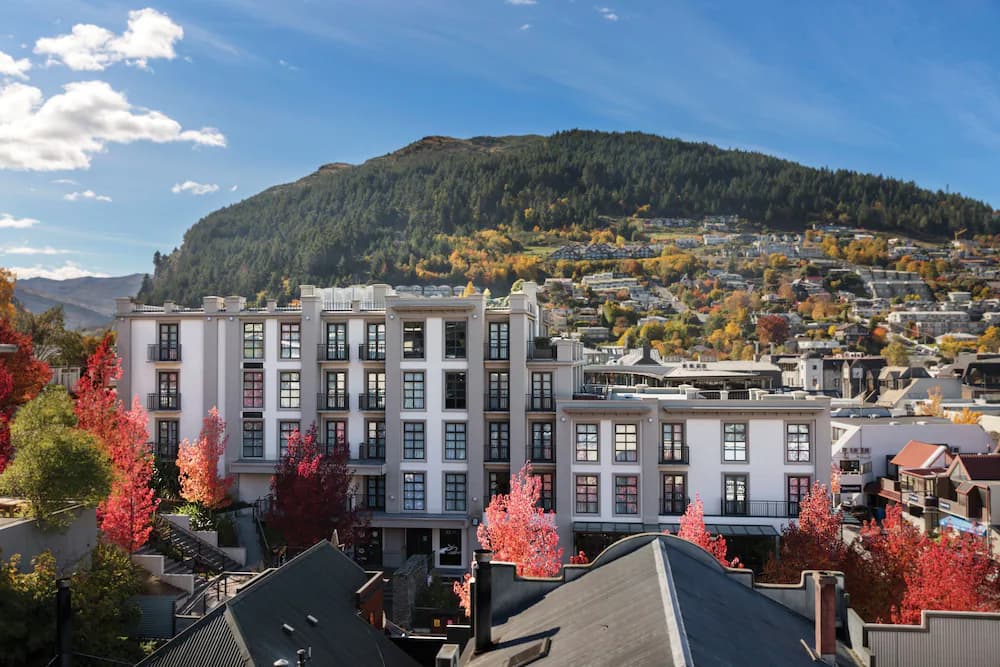 Sofitel Queenstown Hotel and Spa — Queenstown