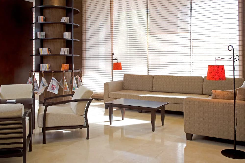 Hotel NH Valladolid Balago — The Cisterniga