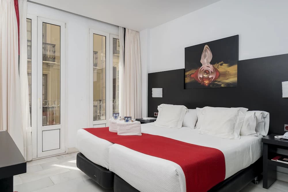 Hotel Del Pintor — Malaga