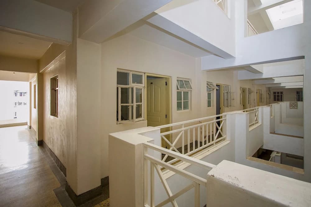 Rabi Hotel — Nairobi