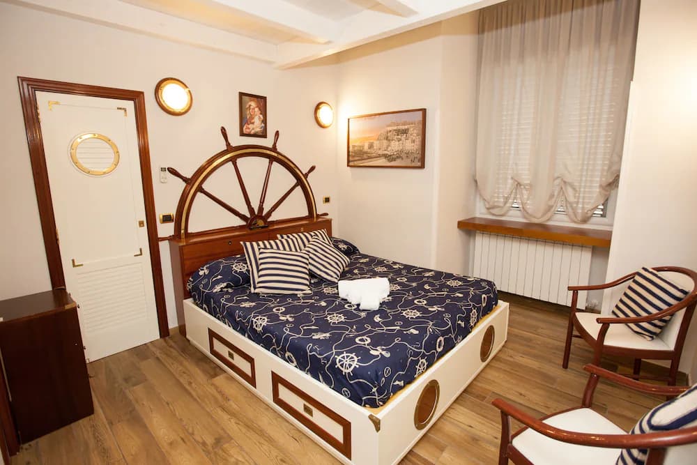 Ausonia Bed & Breakfast — Naples