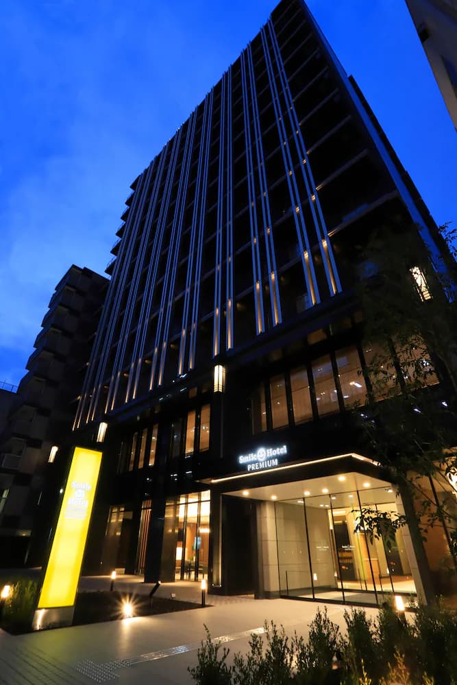 Smile Hotel Premium Osaka Hommachi — Osaka
