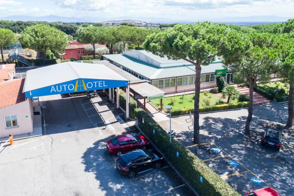 Autohotel Roma — Rome