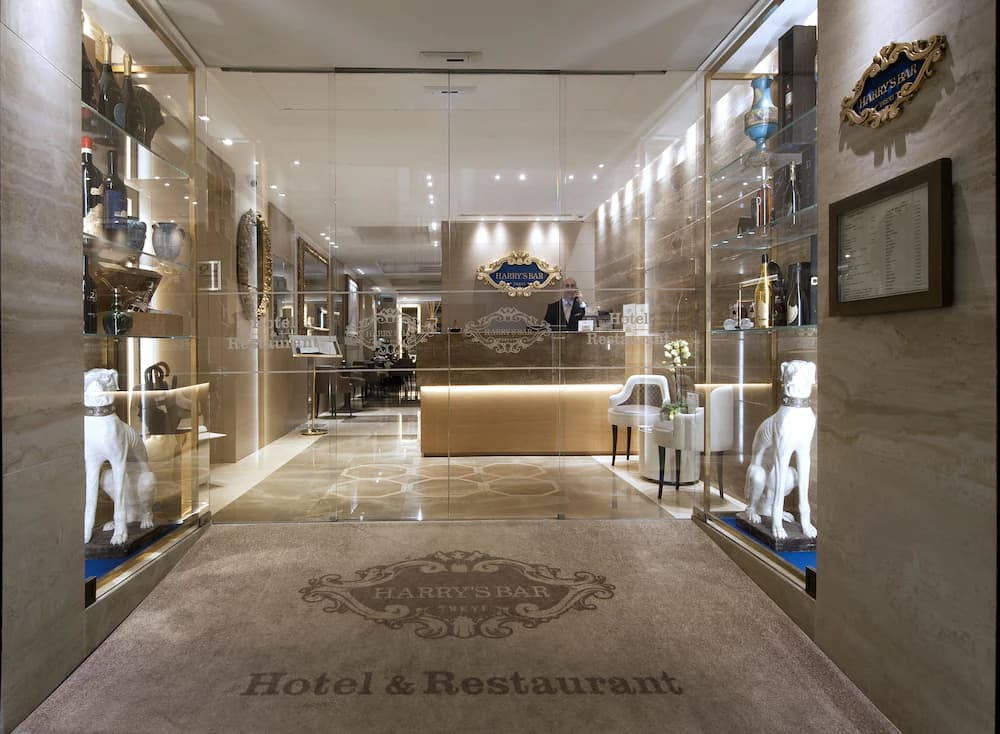 Harry's Bar Trevi Hotel & Restaurant — Rome
