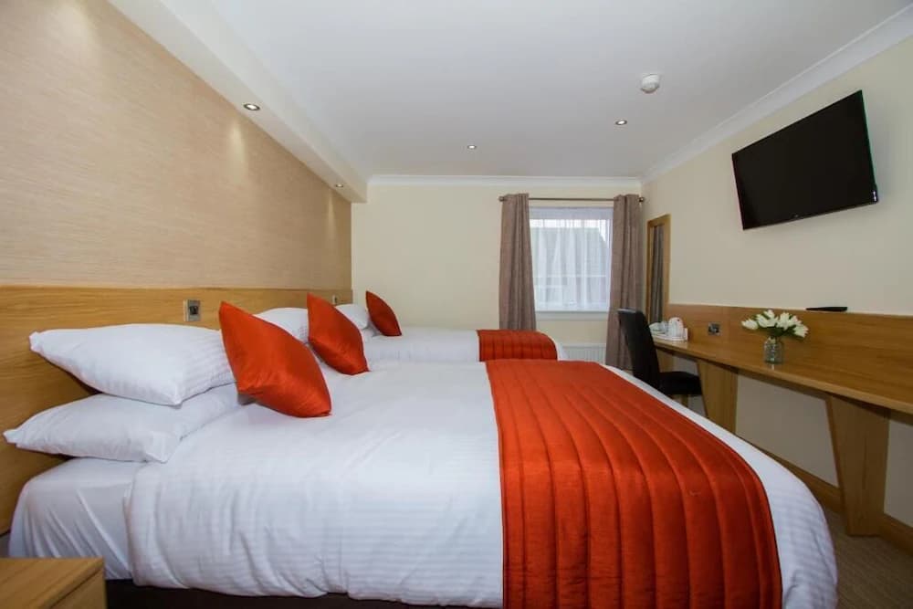 Hill Park Hotel — Edinburgh