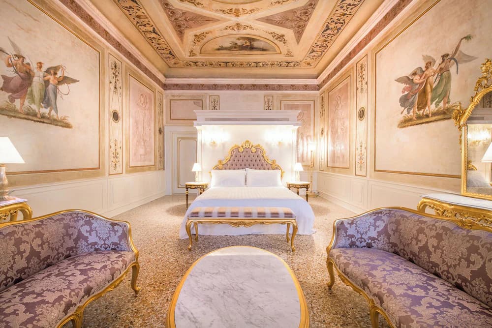 Ca' Bonfadini Historic Experience — Venice