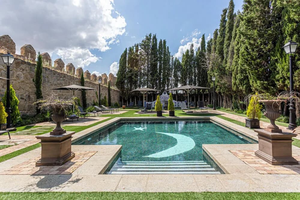 La Casa del Presidente — Avila