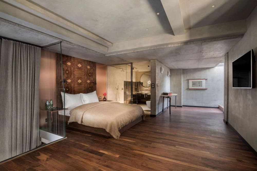 Hotel Warszawa — Warsaw