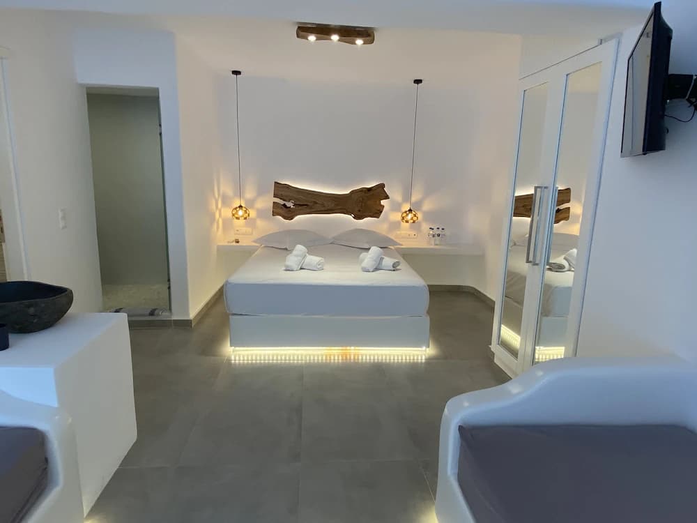 Eternal Suites — Mykonos